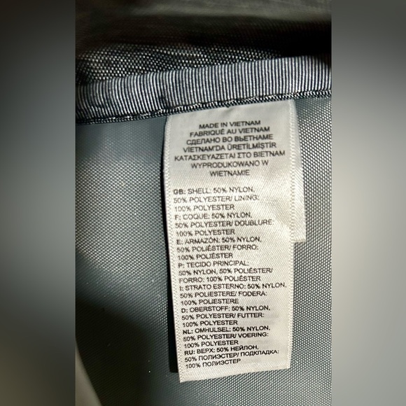 The North Face Pivoter Laptop Backpack Red/Gray - Unisex - Picture 10 of 12